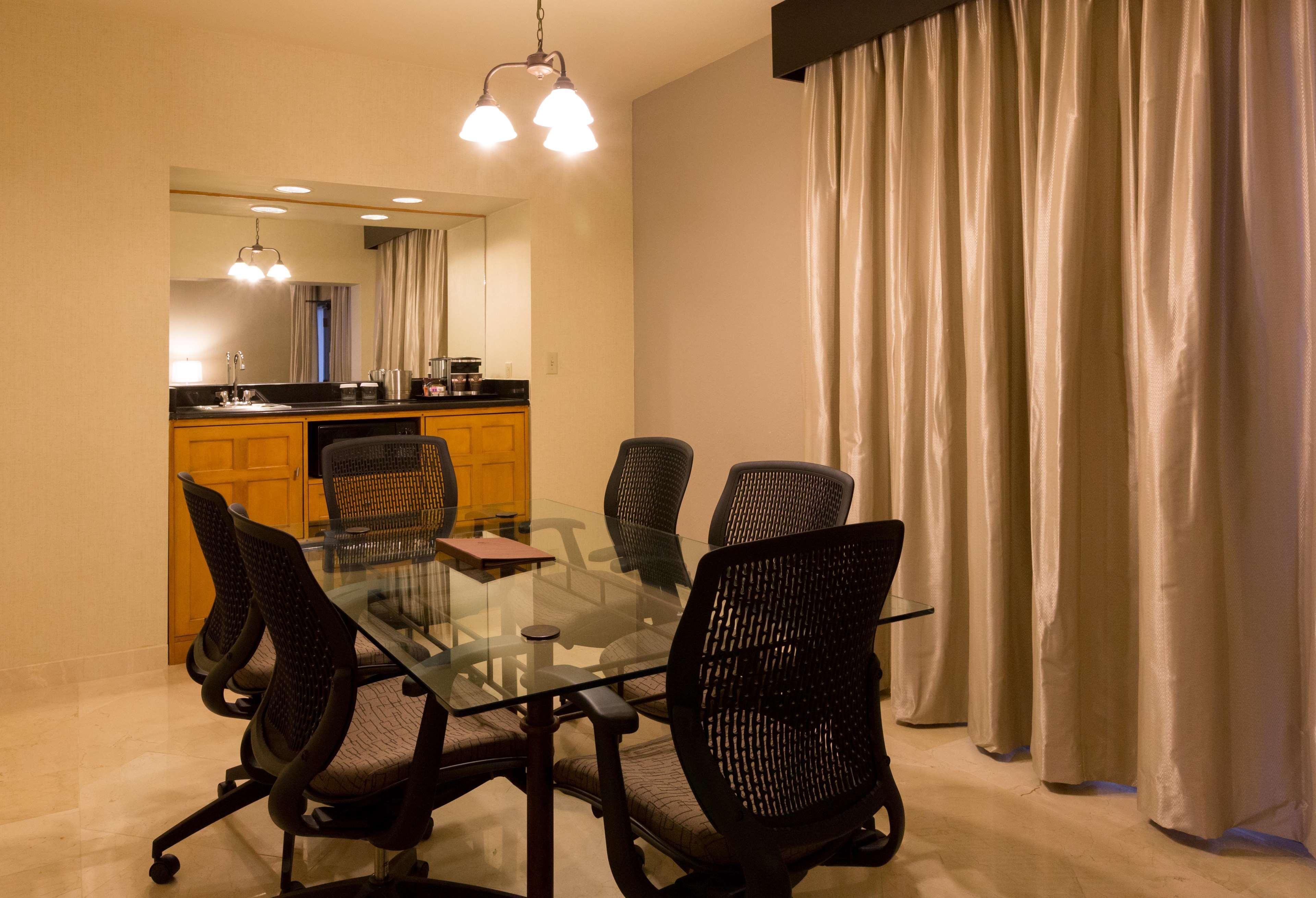 Doubletree By Hilton Mcallen Eksteriør bilde