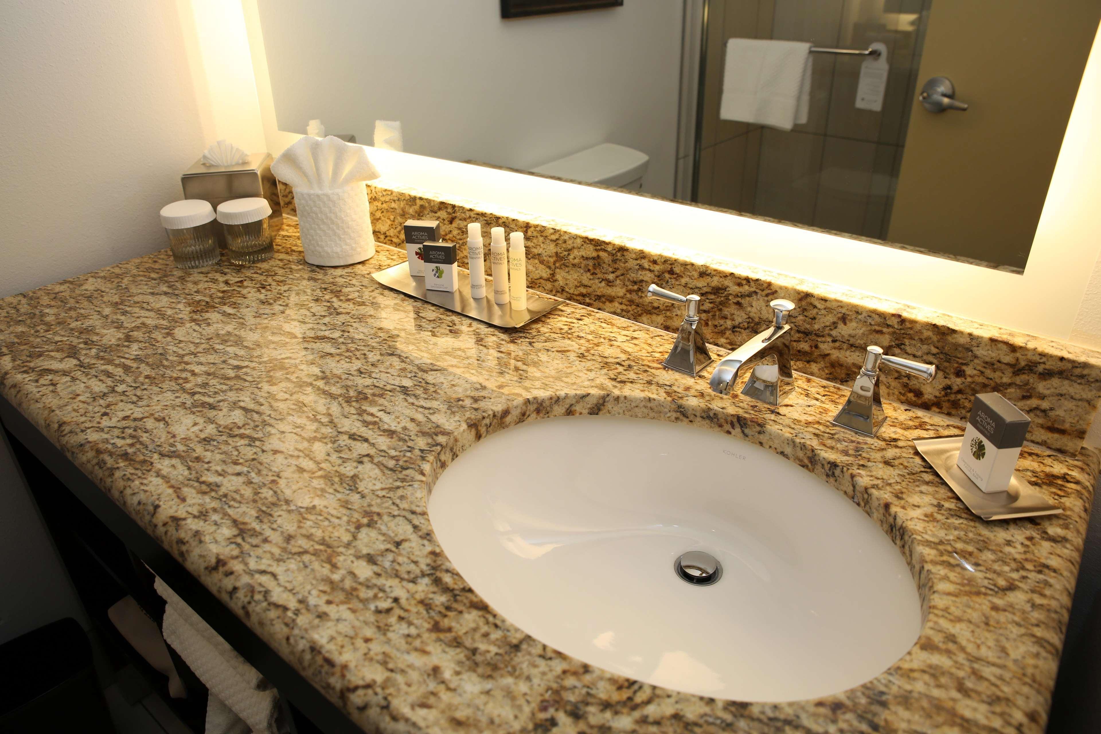 Doubletree By Hilton Mcallen Eksteriør bilde