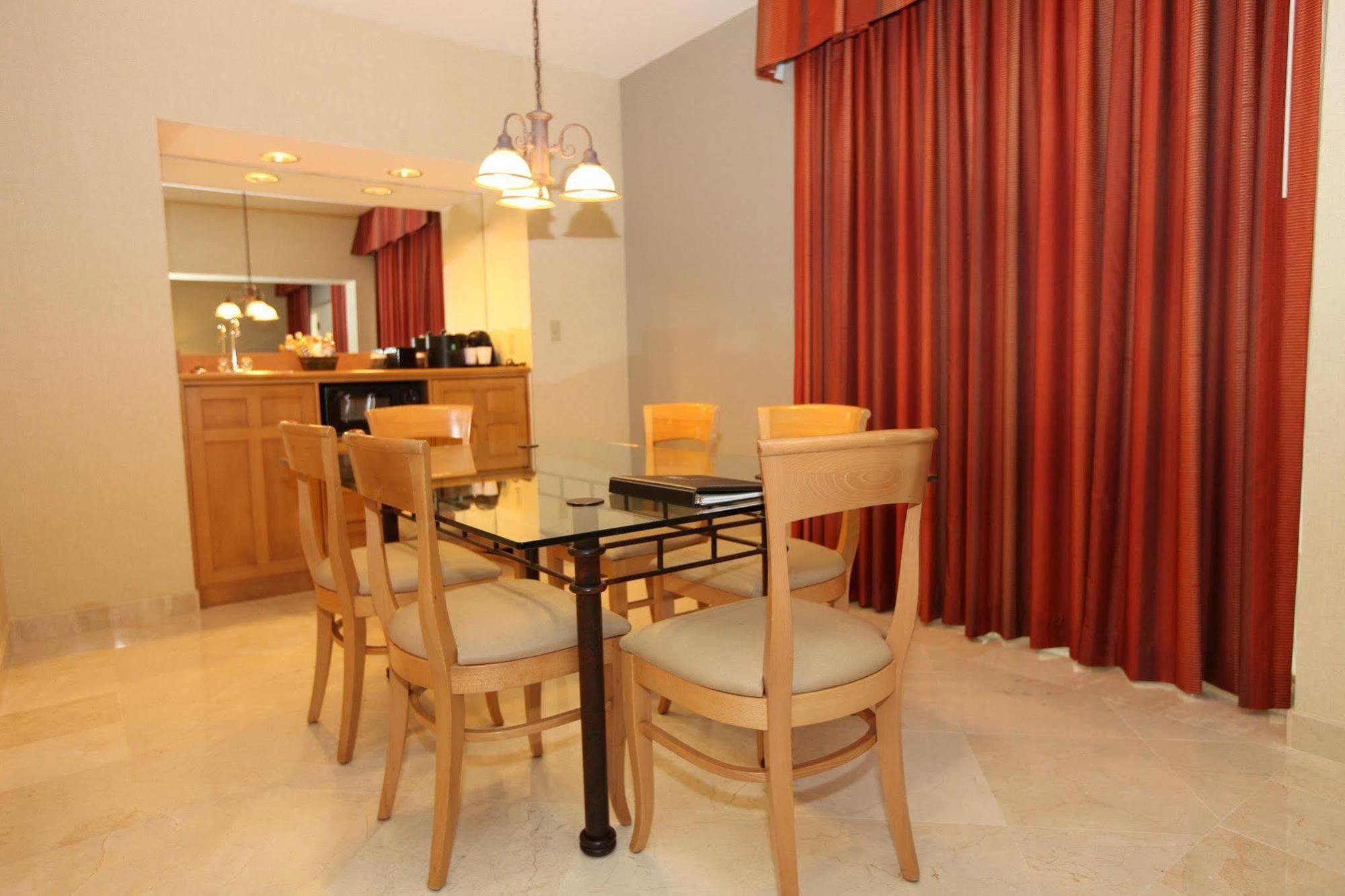 Doubletree By Hilton Mcallen Rom bilde